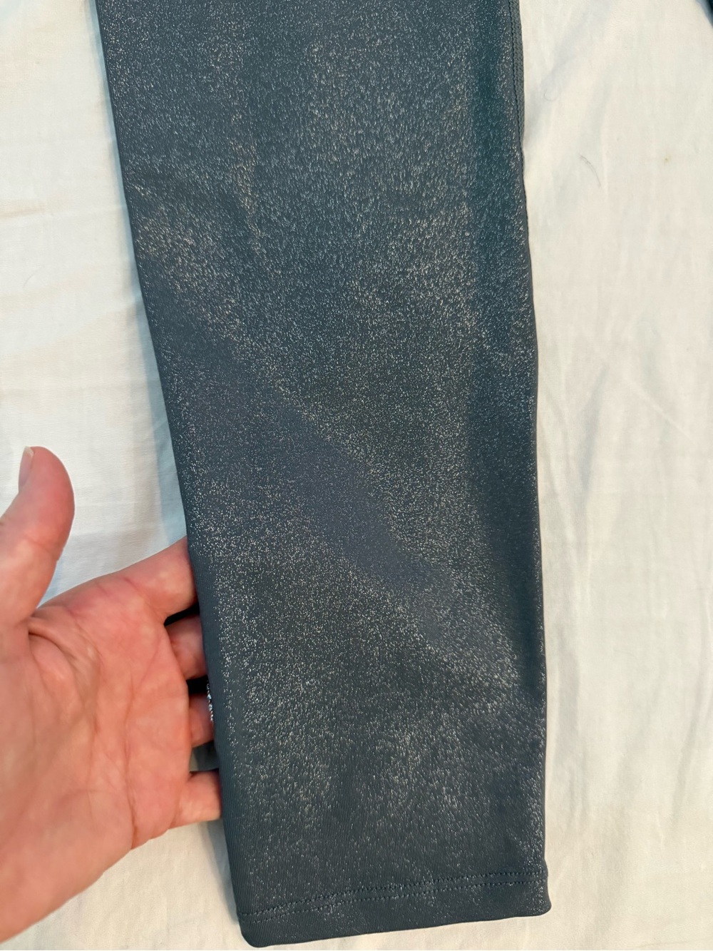 Noli Gray Activewear Bottoms with Interior Logo